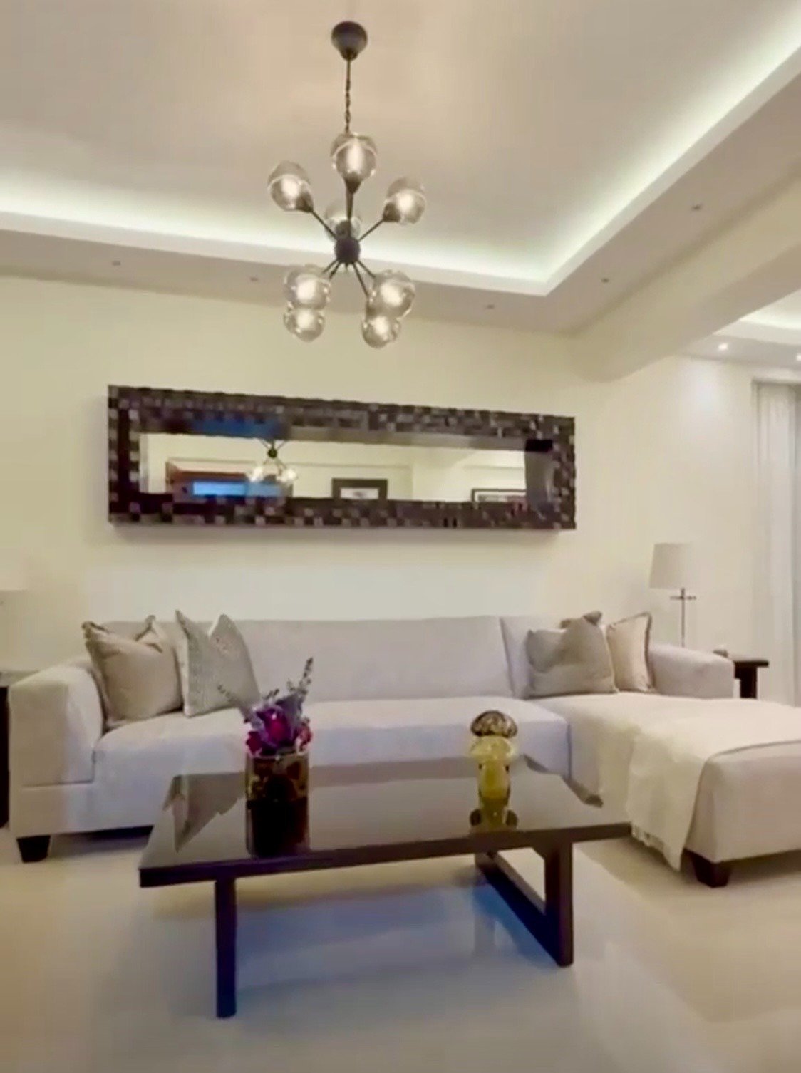 Apartamento amueblado de 2 habitaciones en alquiler | Evaristo Morales
