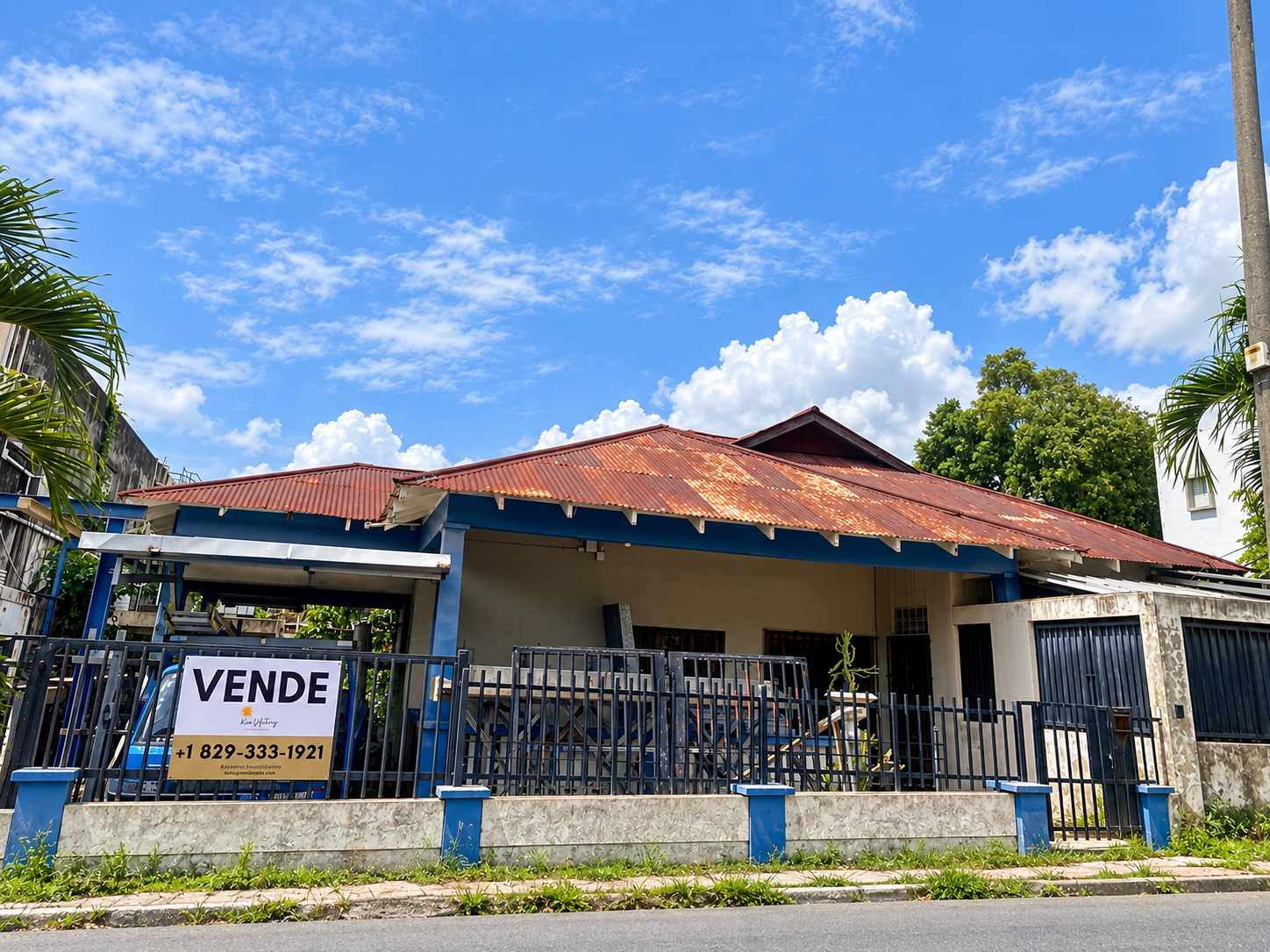 Casa en esquina con potencial de desarrollo Venta  | Gazcue, Santo Domingo